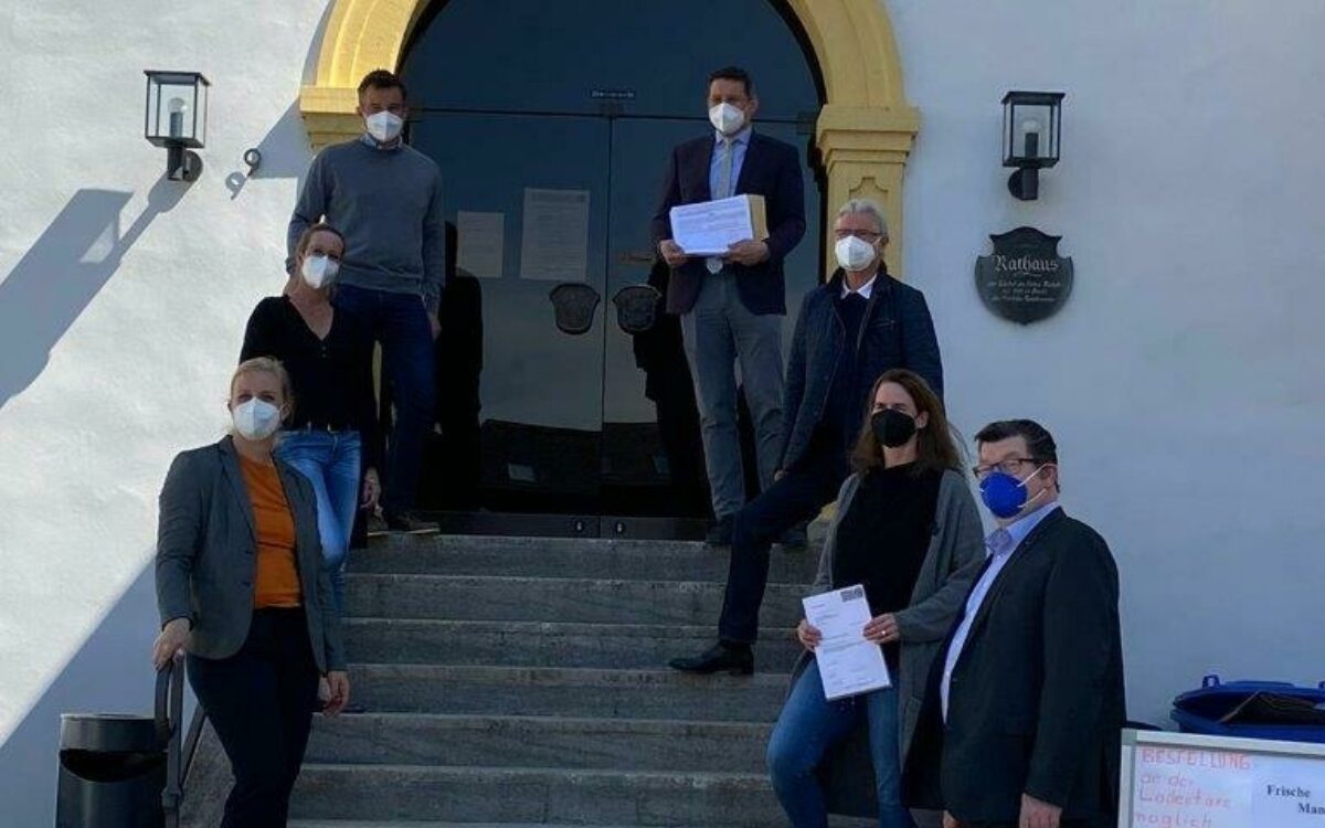 Kein Steinbruch Lindelbach Übergabe der Unterschriften Kein Steinbruch Lindelbach Übergabe der Unterschriften